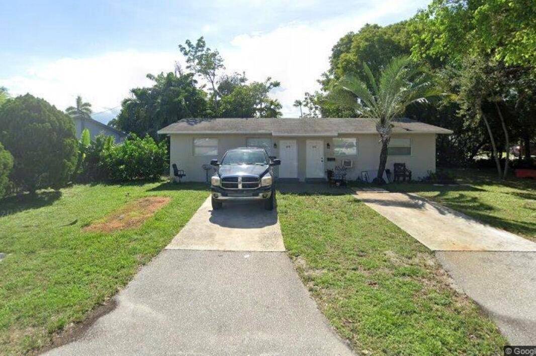 4951 SW 26thDania Beach - REED LAND CO condo unit 1-2 - picture