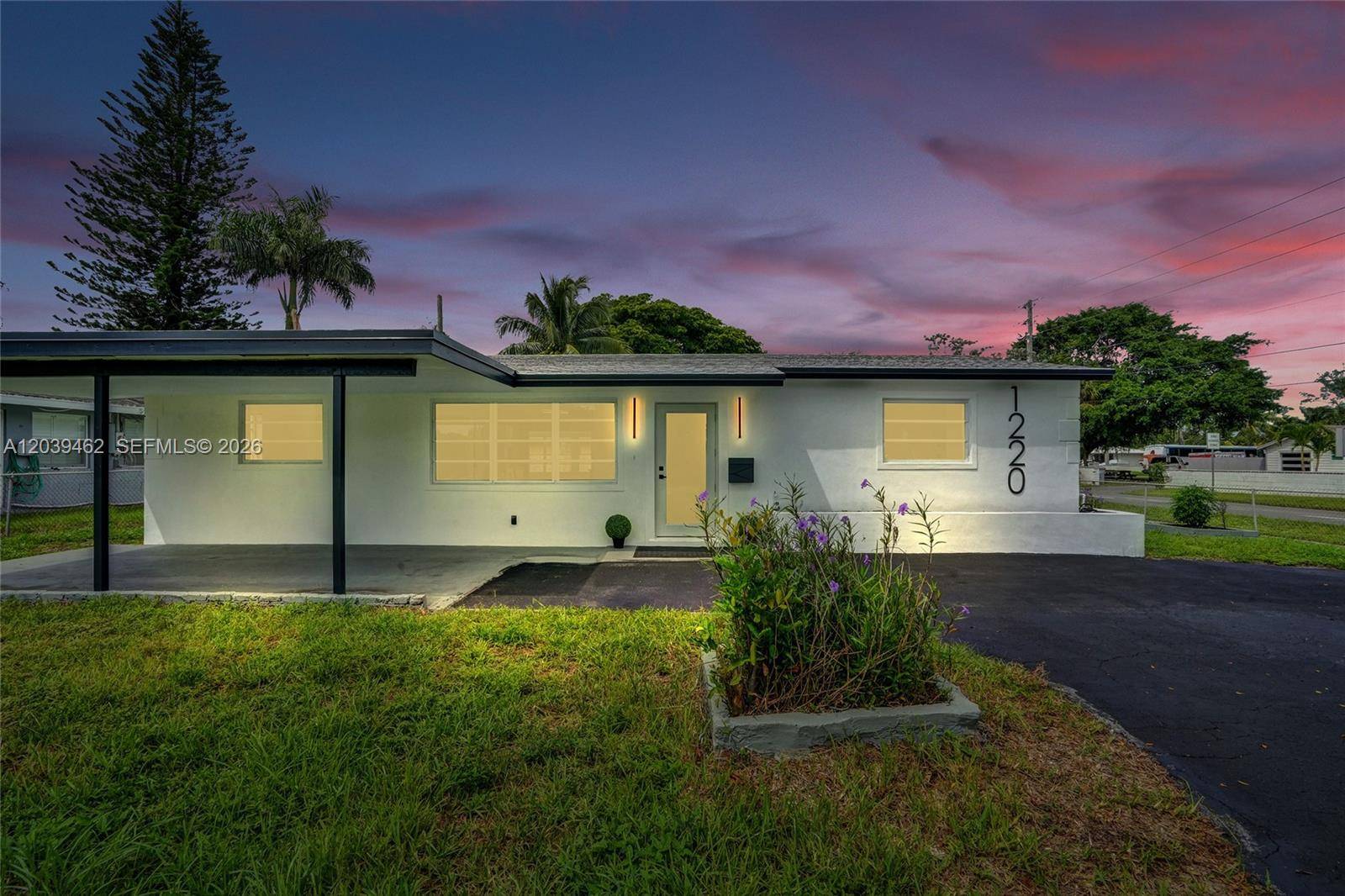 1220 NE 8 StPompano Beach - picture