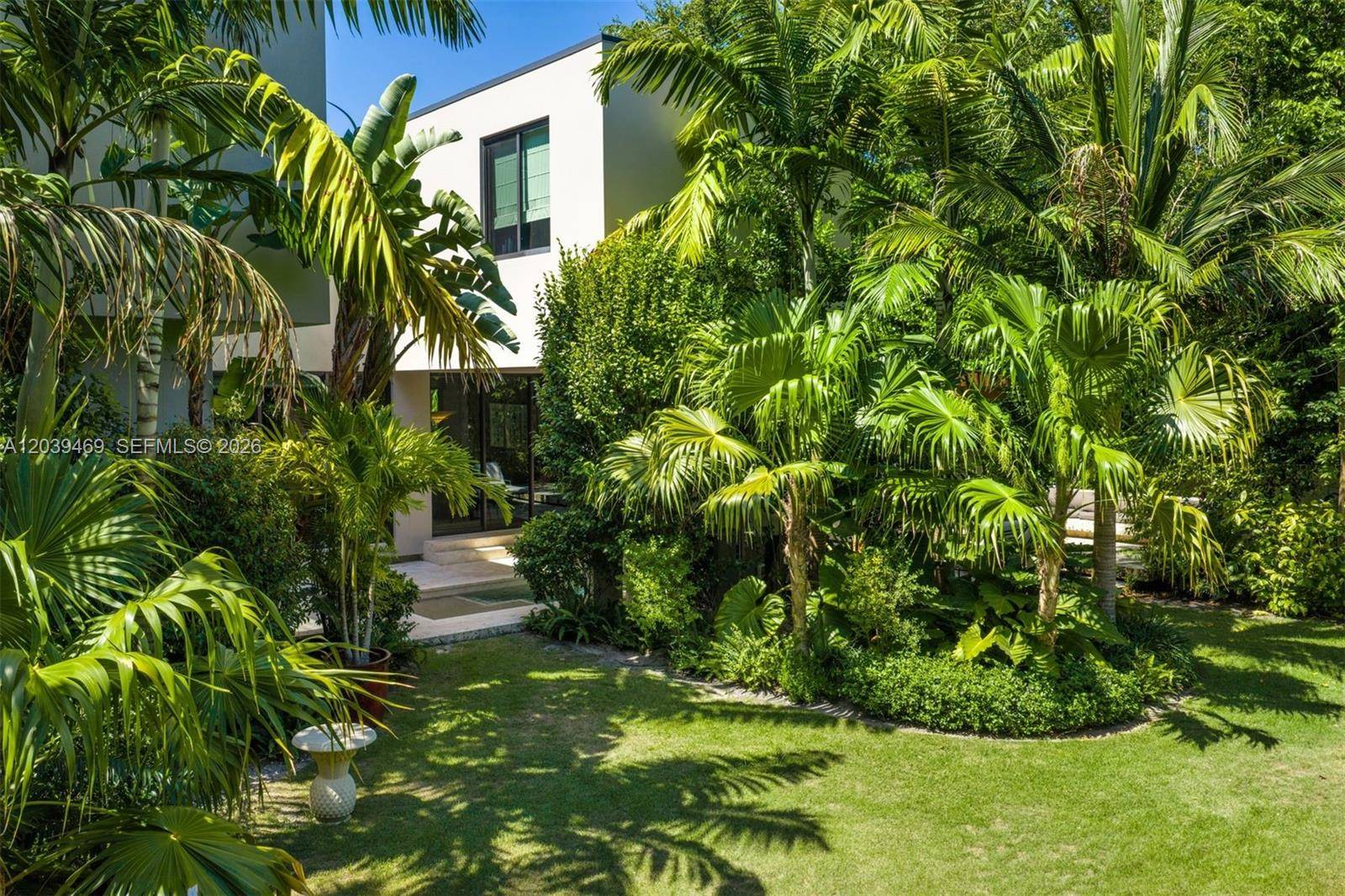 7851 SW 48th PlMiami - picture