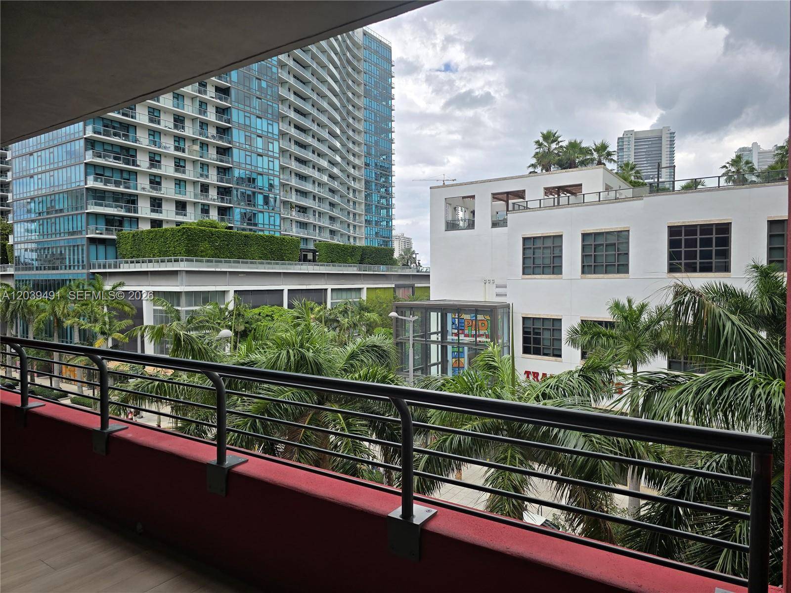 90 NE 32ND STMiami - Condo/Co-Op/Annual,Condo condo unit 305 - picture