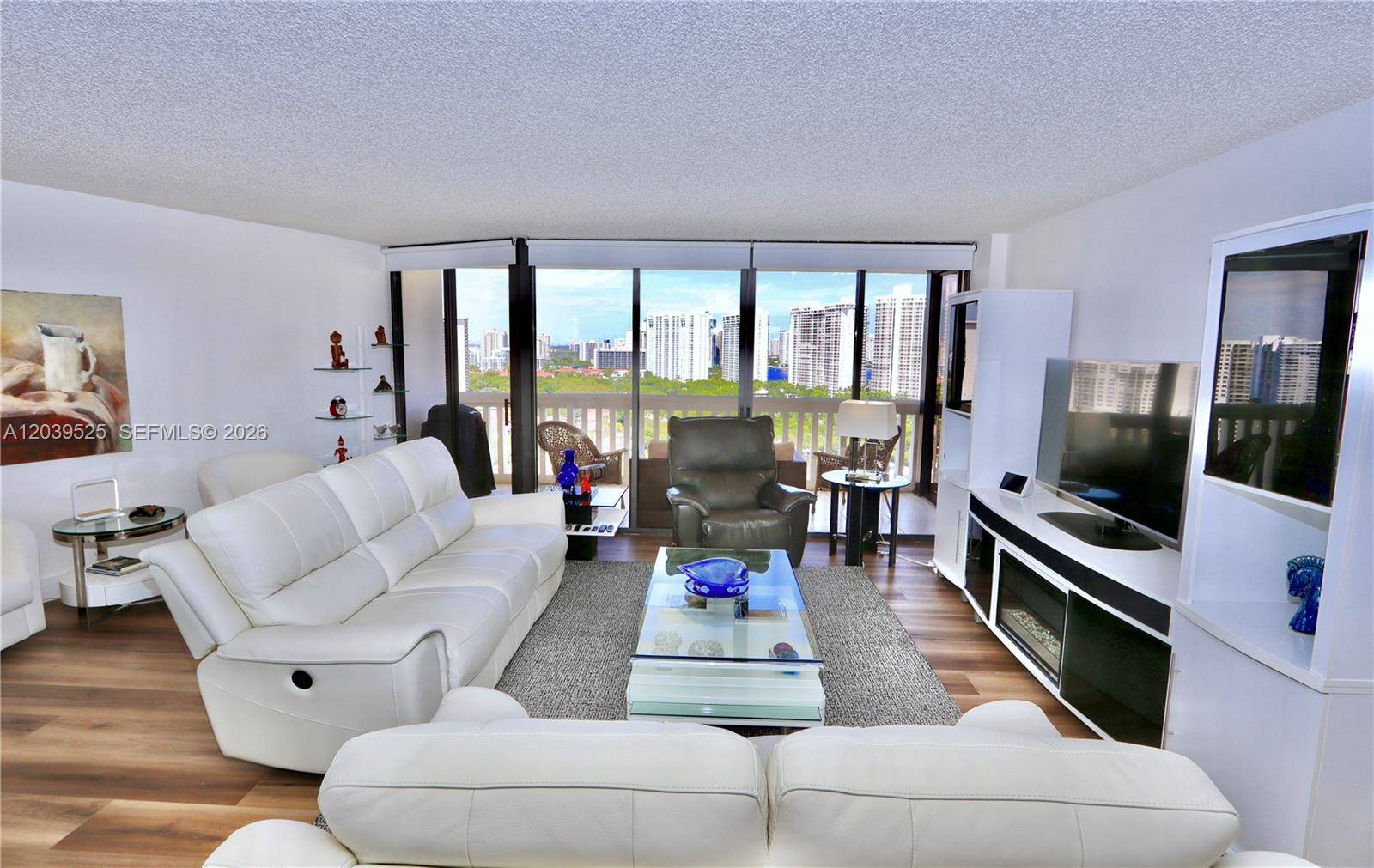 1000 Island BlvdAventura - Condo/Co-Op/Annual,Condo condo unit 2005 - picture