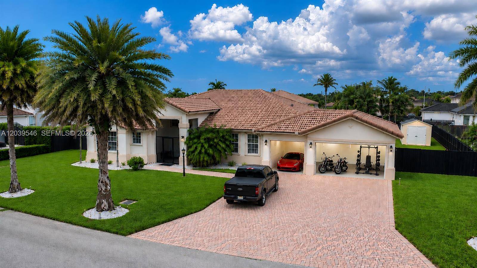 12922 SW 221 StMiami - picture