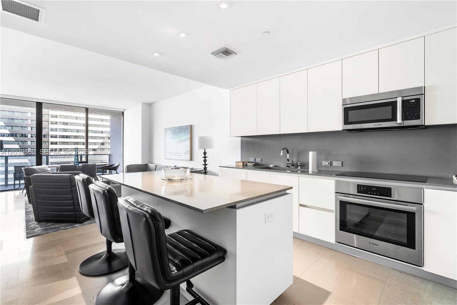 88 SW 7th StMiami - Condo/Co-Op/Annual,Condo condo unit 1006 - picture