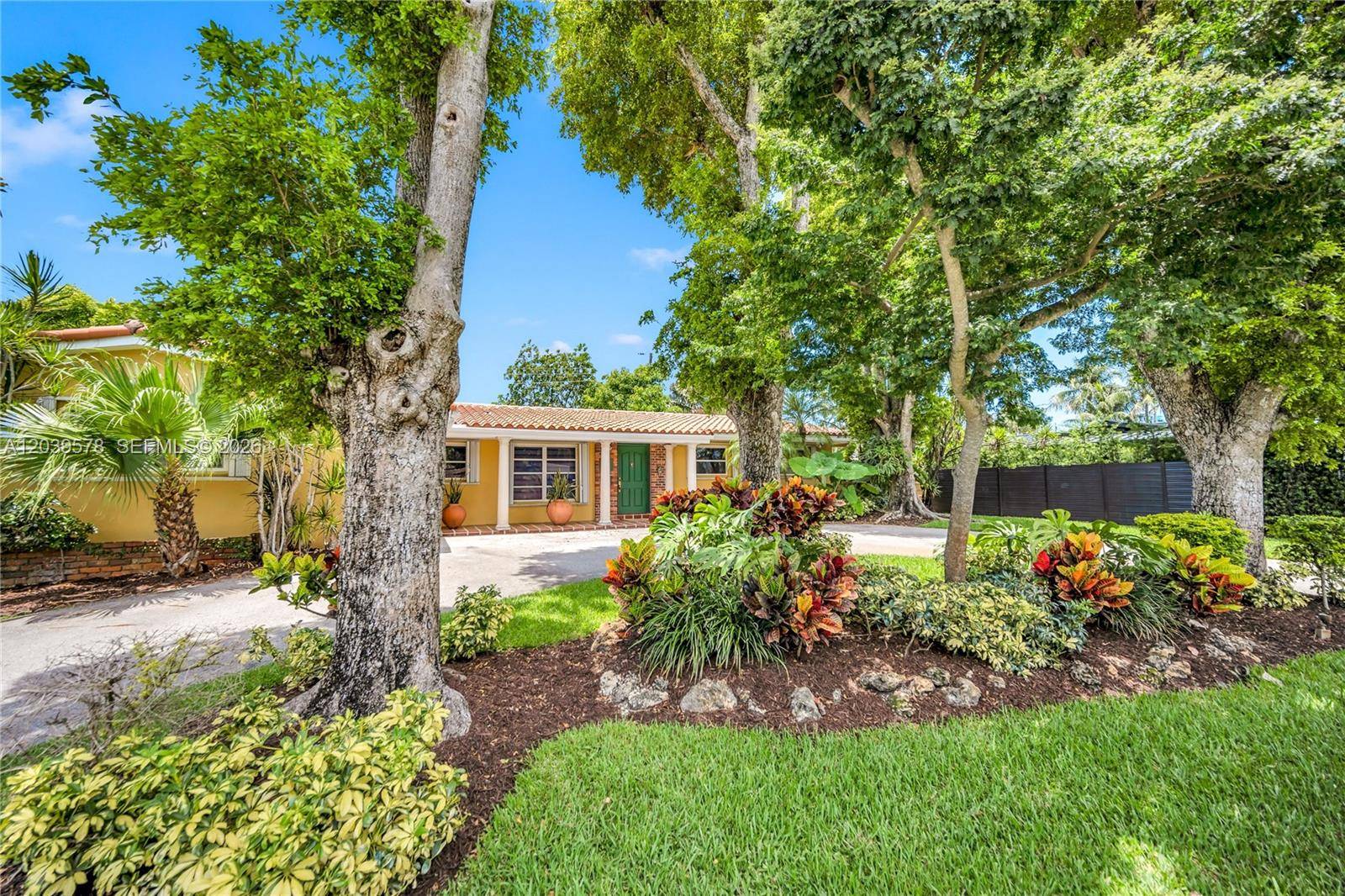 8701 SW 87th CtMiami - picture