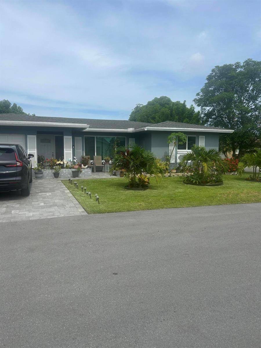 5706 NW 68thTamarac - picture