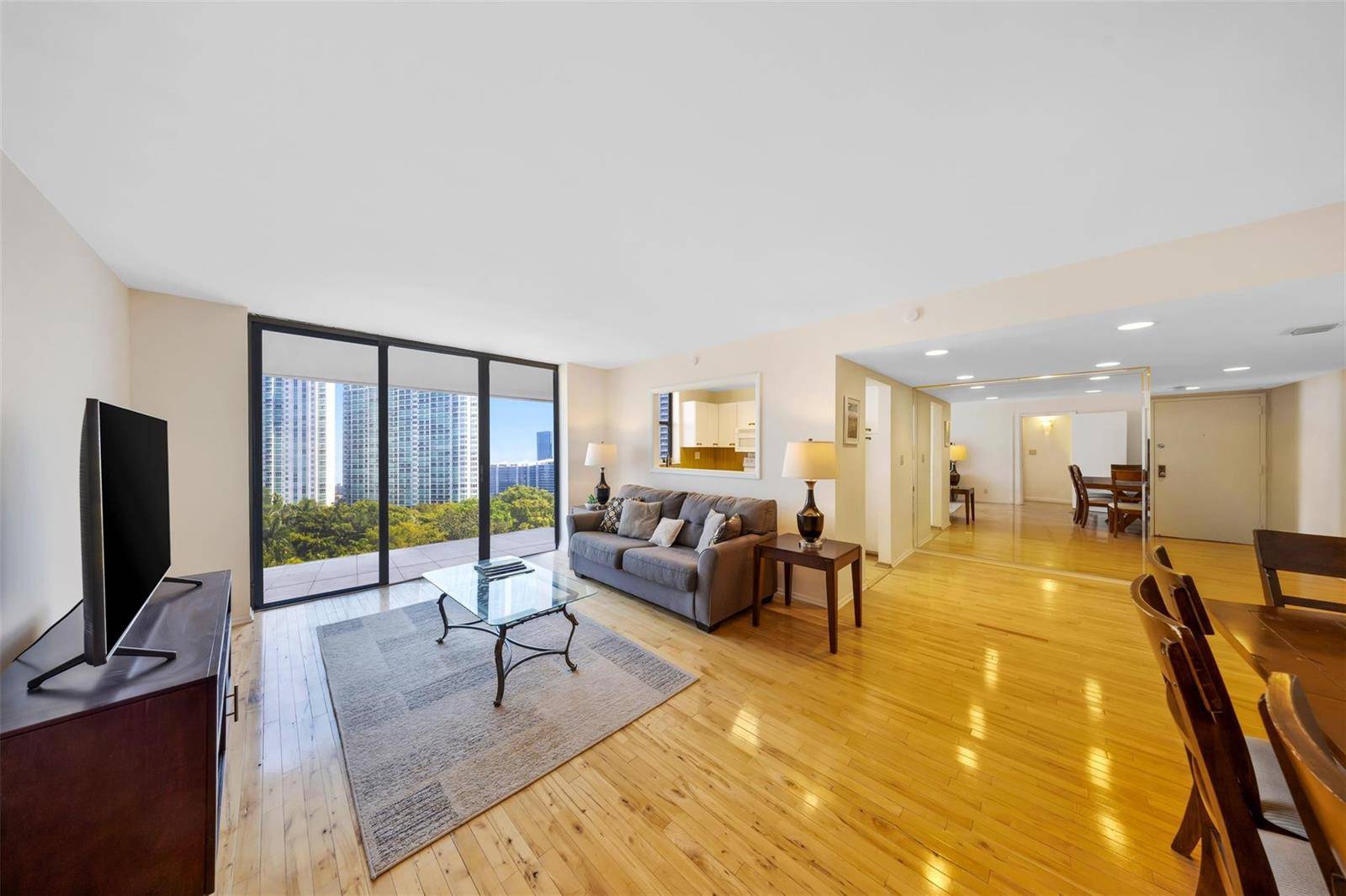 18181 NE 31stAventura - TOWER AT BISCAYNE COVE CON condo unit 804 - picture