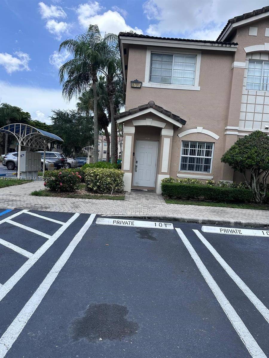 5791 NW 116th AveDoral - Condo/Co-Op/Annual,Townhouse condo unit 101 - picture