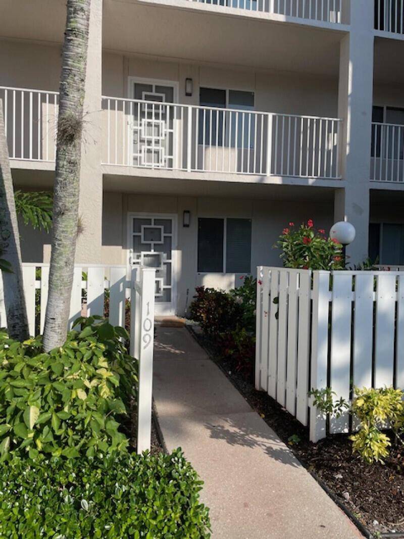 14111 Royal VistaDelray Beach - Condo condo unit 109 - picture