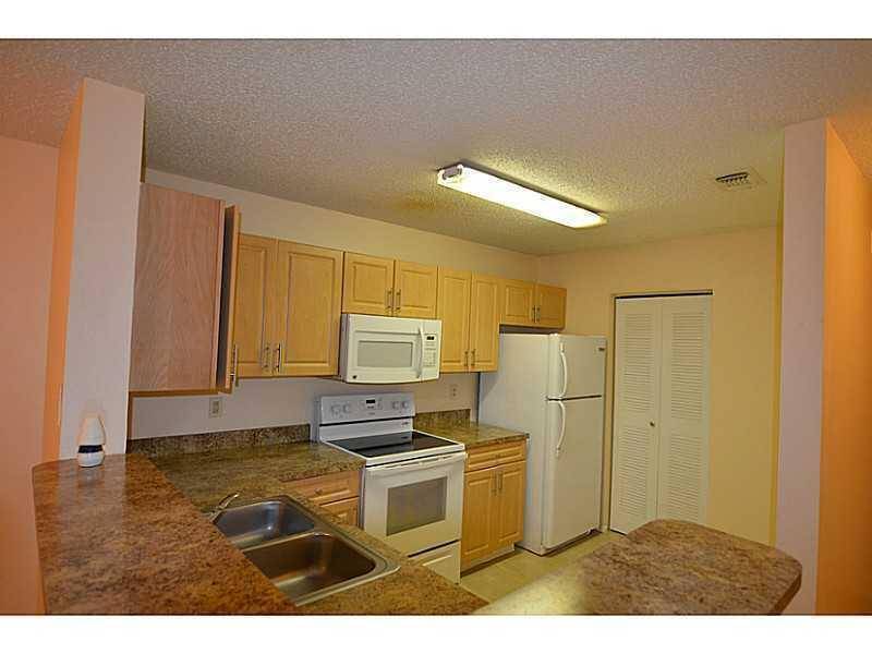 11255 W AtlanticCoral Springs - Condo condo unit 208 - picture