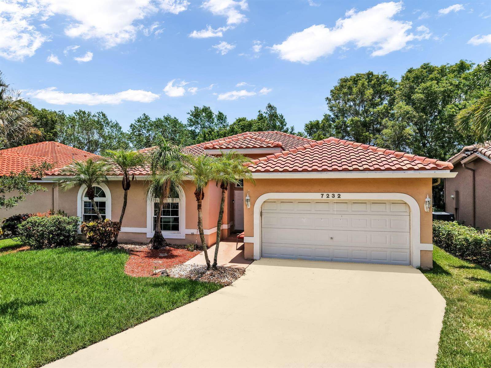 7232 NW 58thParkland - picture