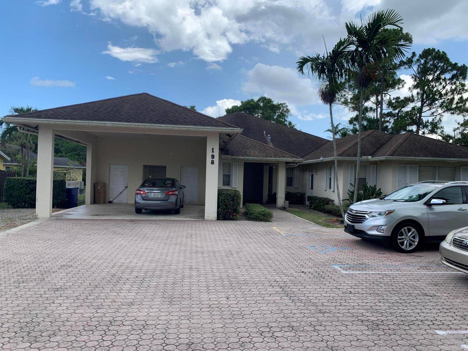 198 SparrowRoyal Palm Beach - picture