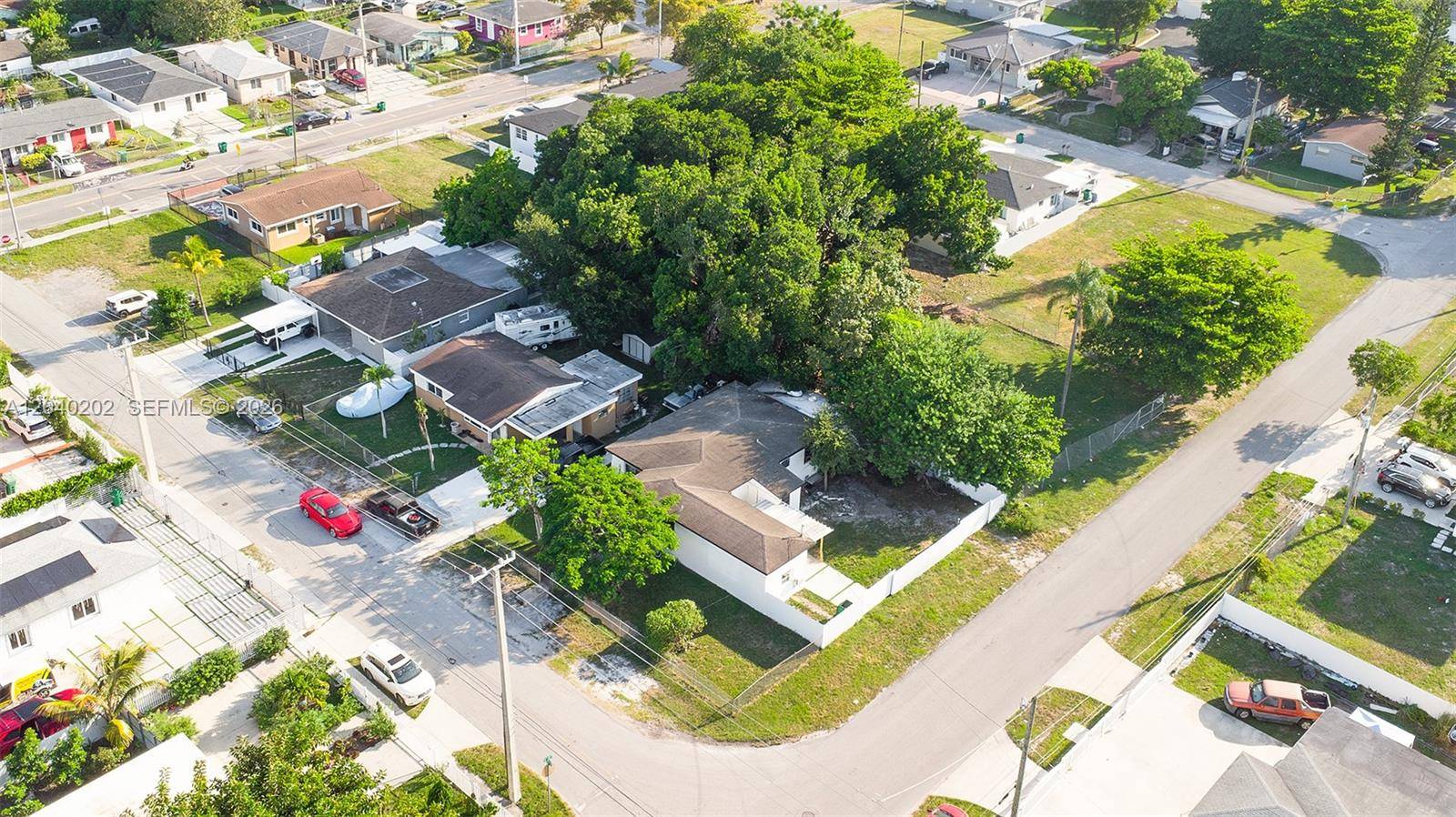 7190 NW 21st AveMiami - picture