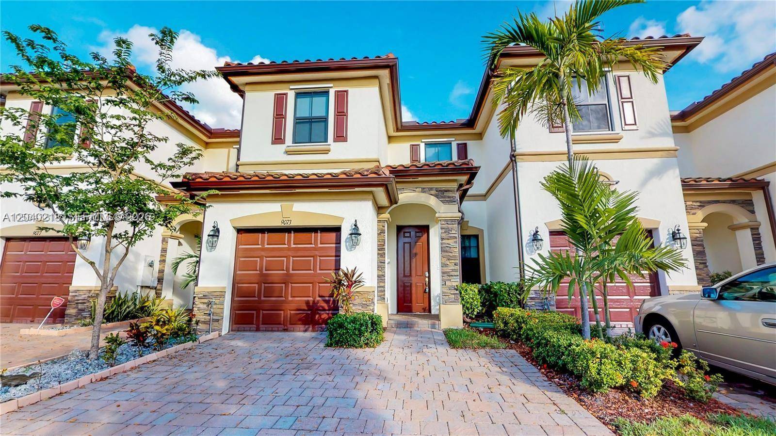 9073 W 33rd AveHialeah - picture