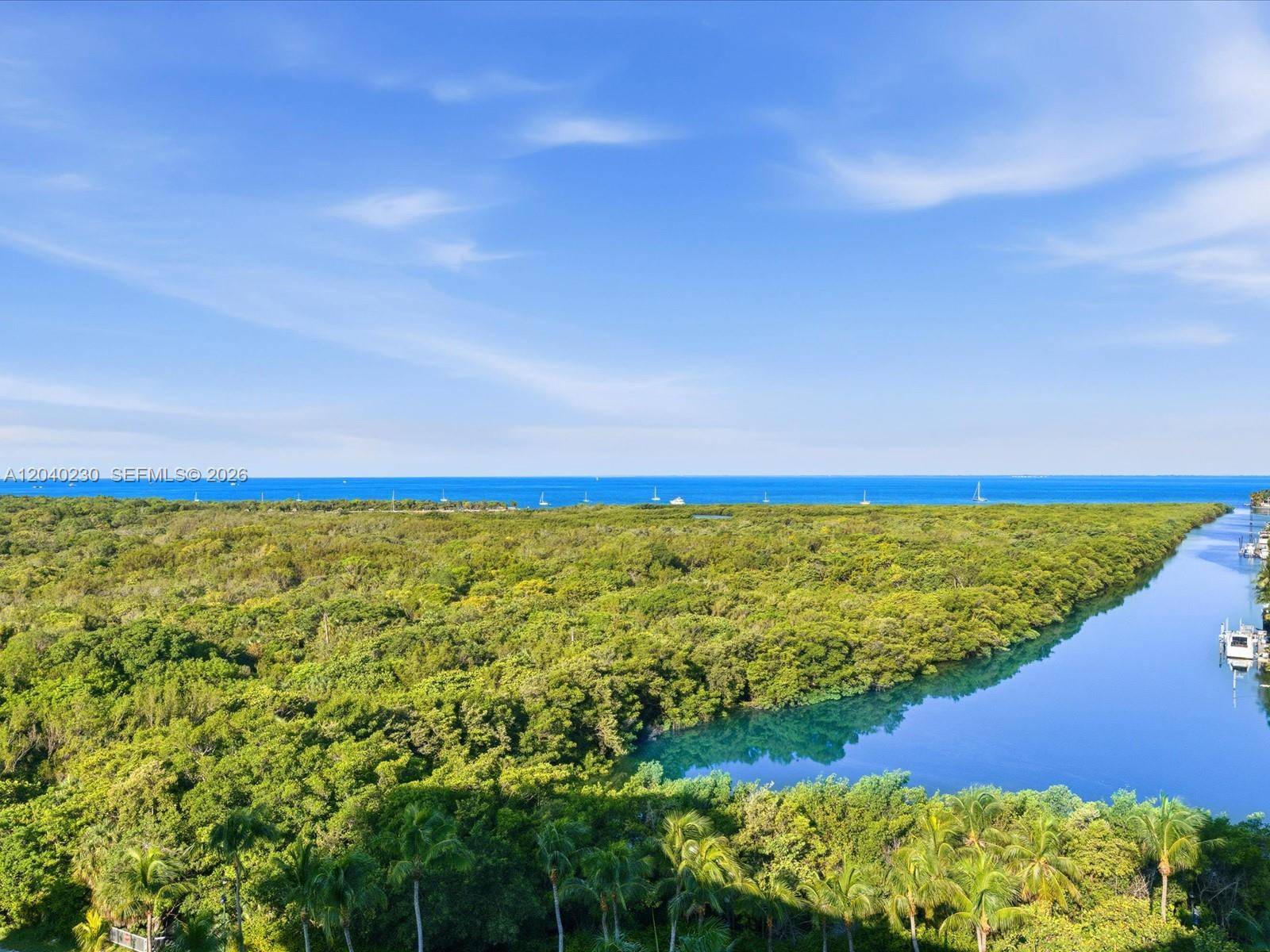 1121 Crandon BlvdKey Biscayne - TOWERS OF KEY BISCAYNE CO condo unit E1205 - picture