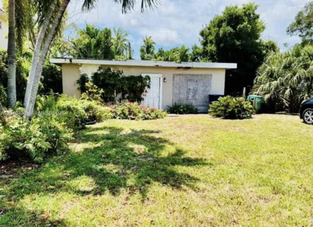 2616 NE 214th StMiami - picture