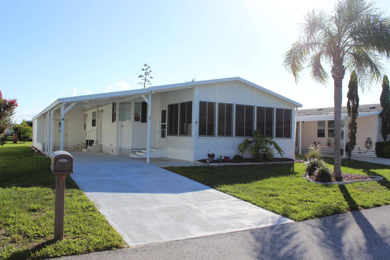 6731 SinsonteFort Pierce - picture
