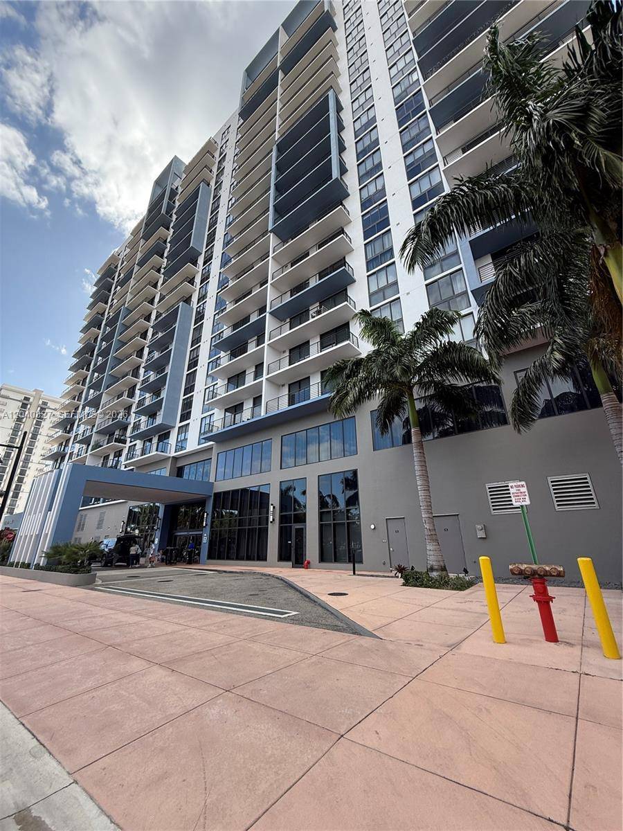 5350 NW 84th AveDoral - 5350 PARK CONDO,5350 Downtown Doral condo unit 1001 - picture