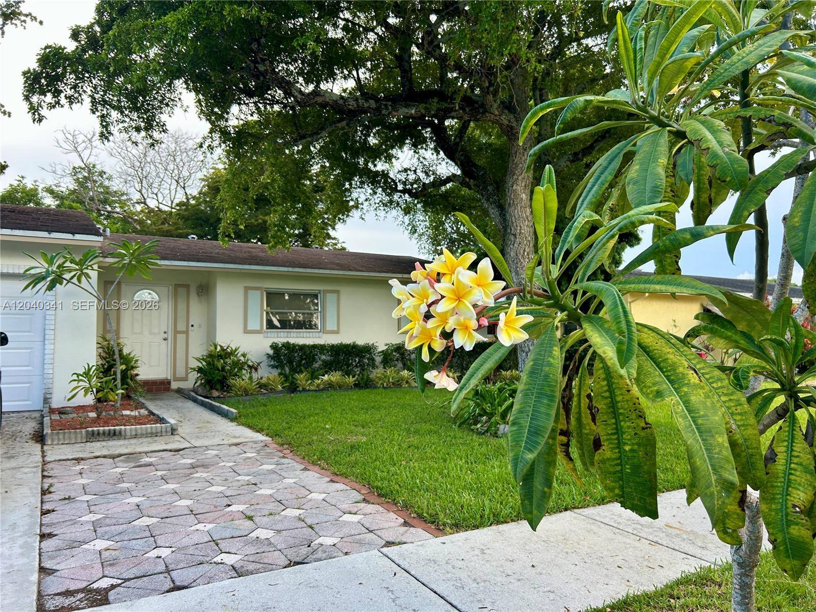 7262 SW 1st StMargate - picture