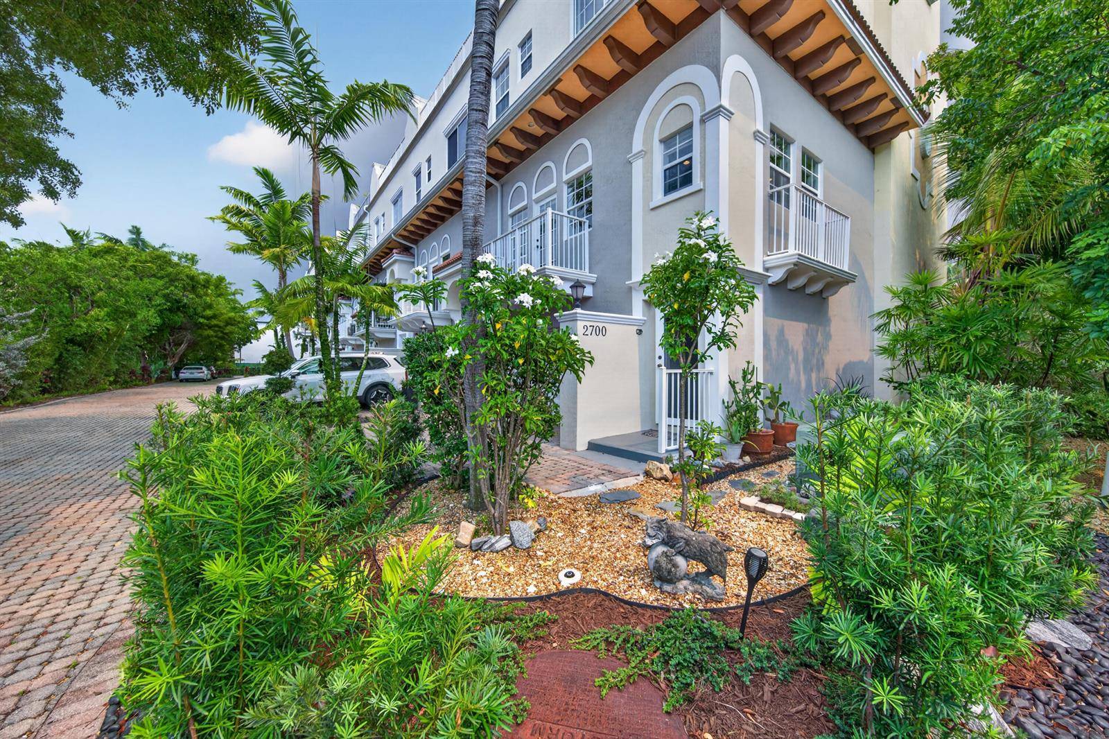 2700 NE 8thWilton Manors - picture