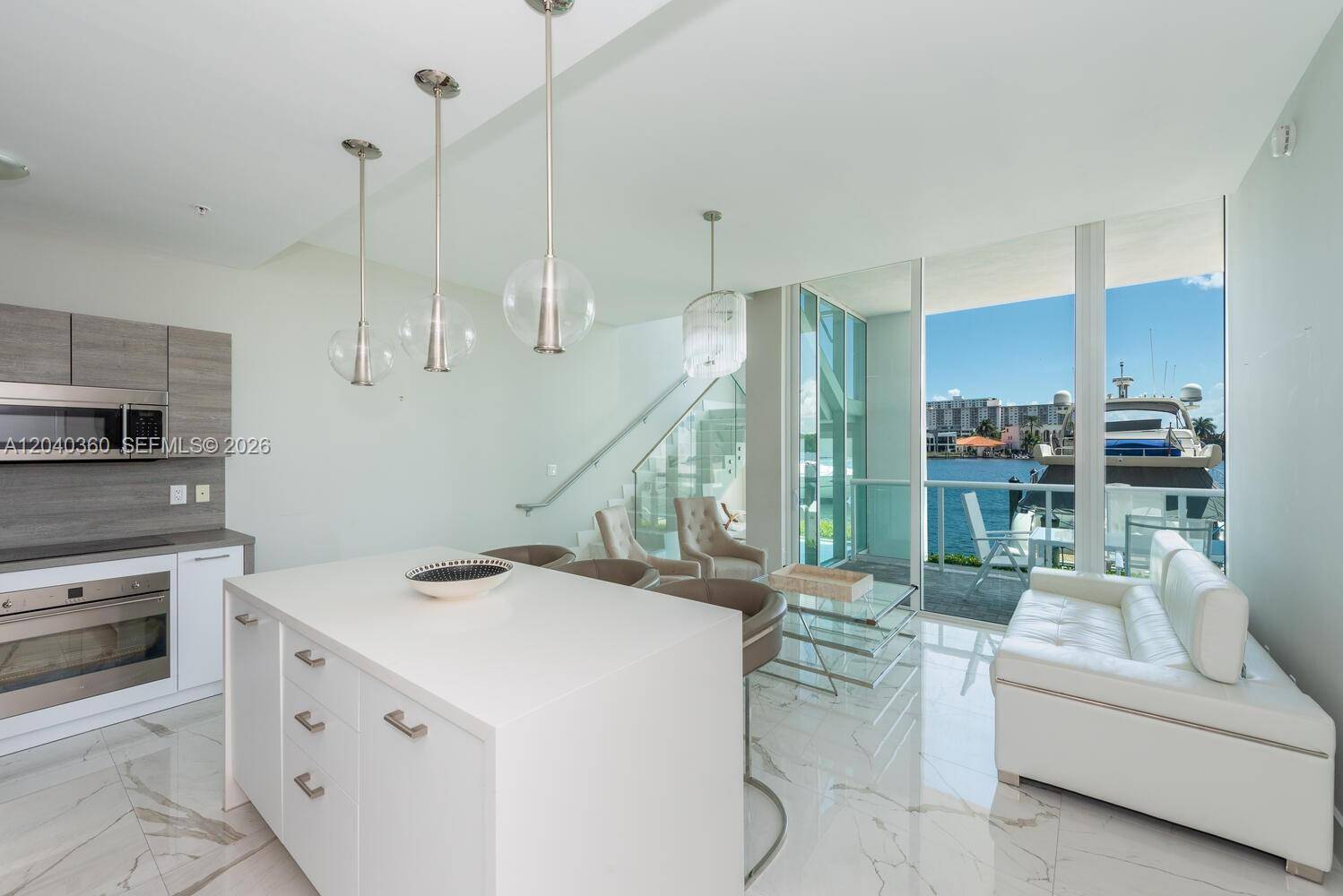 400 Sunny Isles BlvdSunny Isles Beach - Condo/Co-Op/Annual,Condo condo unit 104 - picture