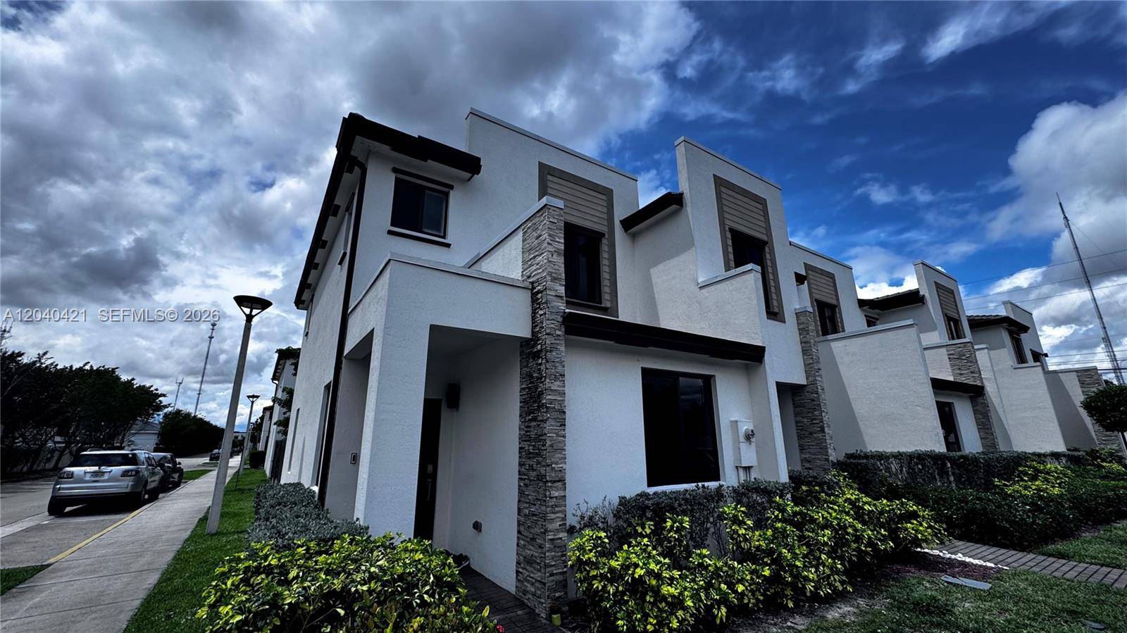 21404 NE 3rd PathMiami - picture