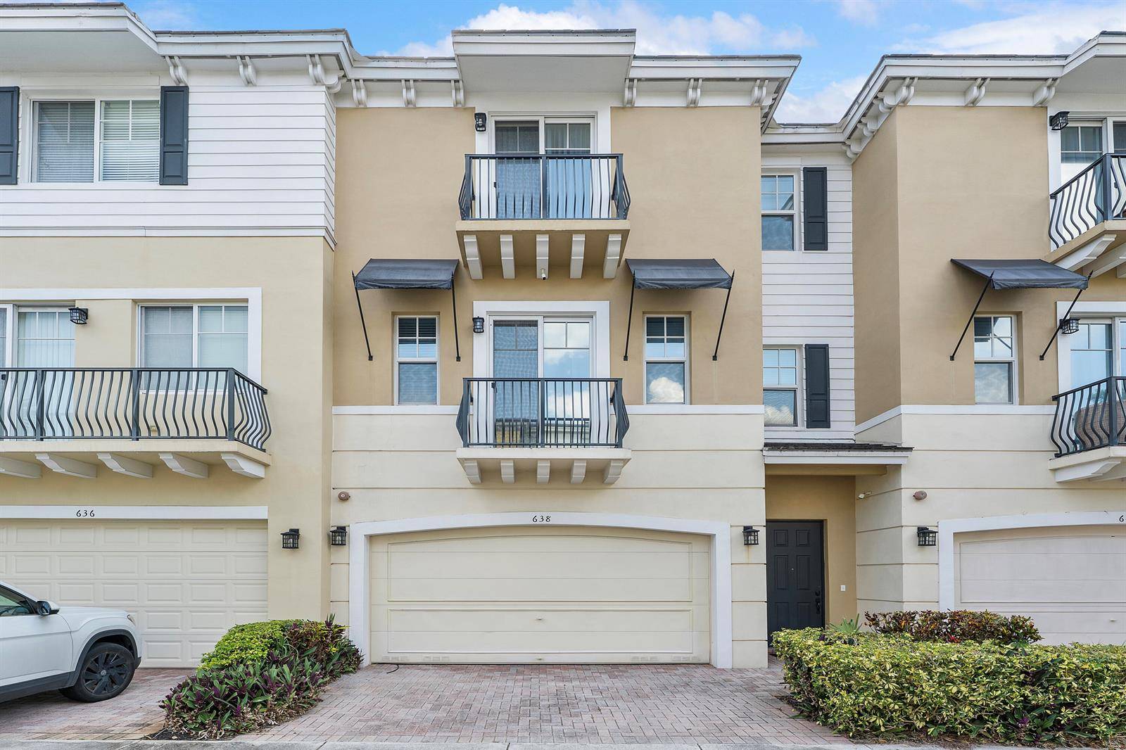 638 NW 38thBoca Raton - picture