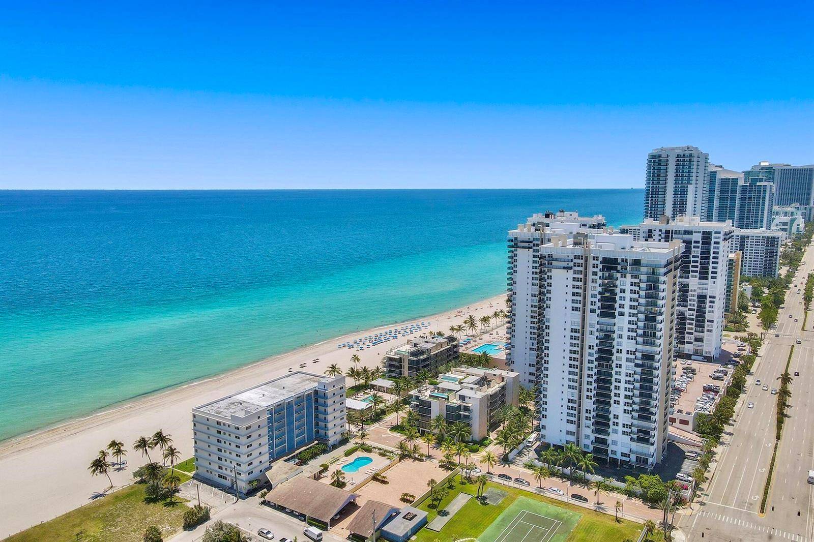 2101 S OceanHollywood - QUADOMAIN TOWER I AND IV C condo unit 801 - picture