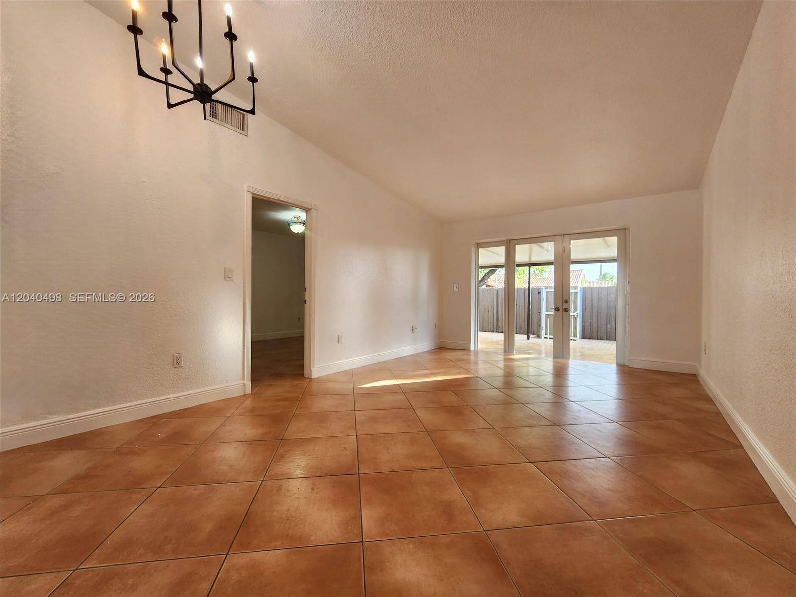 13412 SW 17th Terr Cir SMiami - picture
