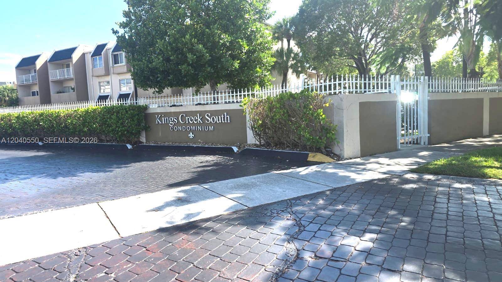 7785 SW 86th StMiami - KINGS CREEK SO CONDO condo unit E-113 - picture