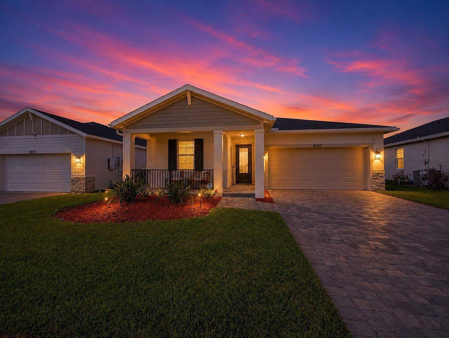 9049 DahliaPort St. Lucie - picture
