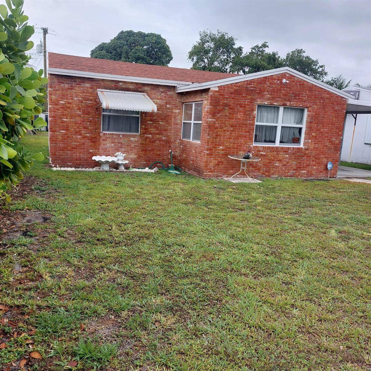 2518 ShermanHollywood - picture