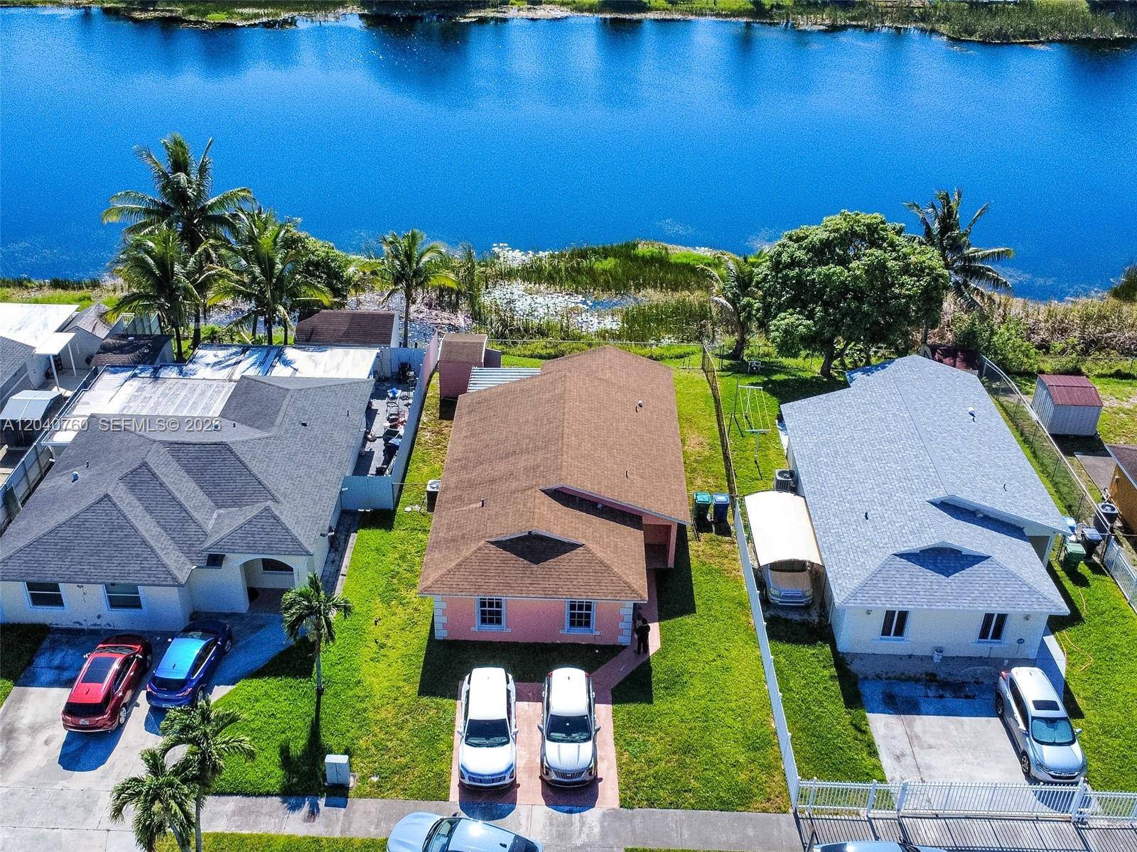 19251 NW 33rd AveMiami Gardens - picture