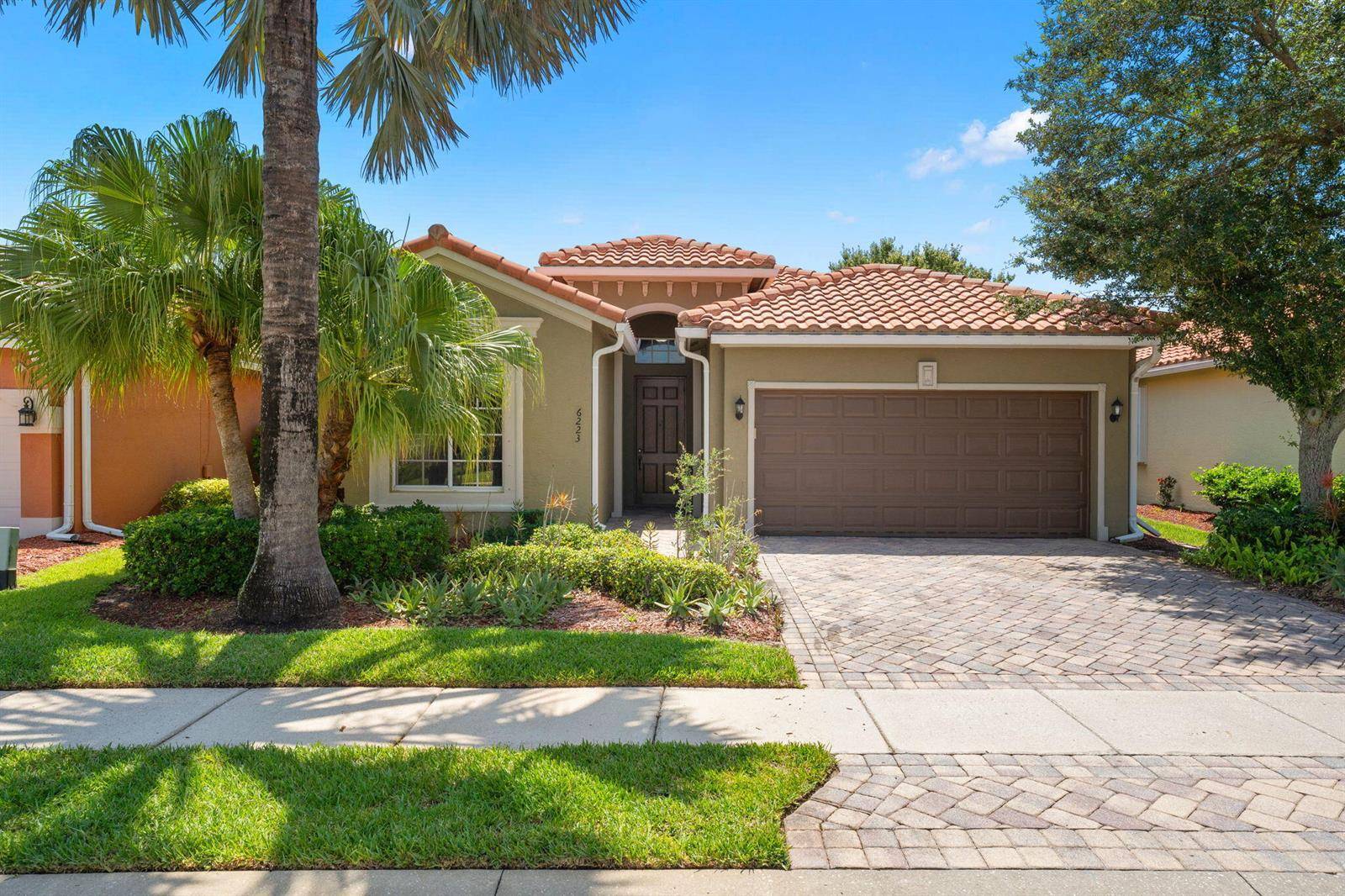6223 DorchesterVero Beach - picture