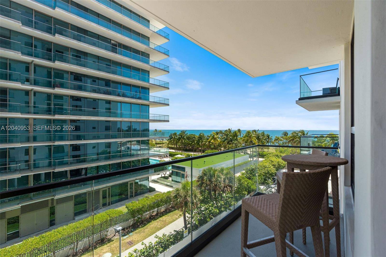 10185 Collins AveBal Harbour - Condo/Co-Op/Annual,Condo condo unit 521 - picture