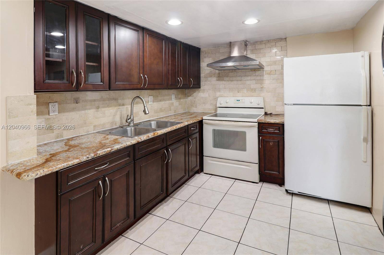 6336 Boulevard Of ChampionsNorth Lauderdale - HIGHLANDS OF TAM O SHANTE condo unit 5 - picture