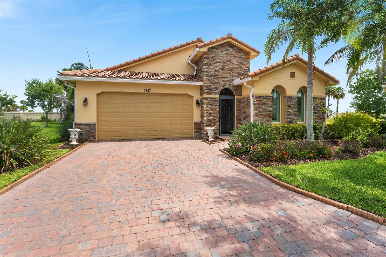 9617 SW Gum TreePort St. Lucie - picture
