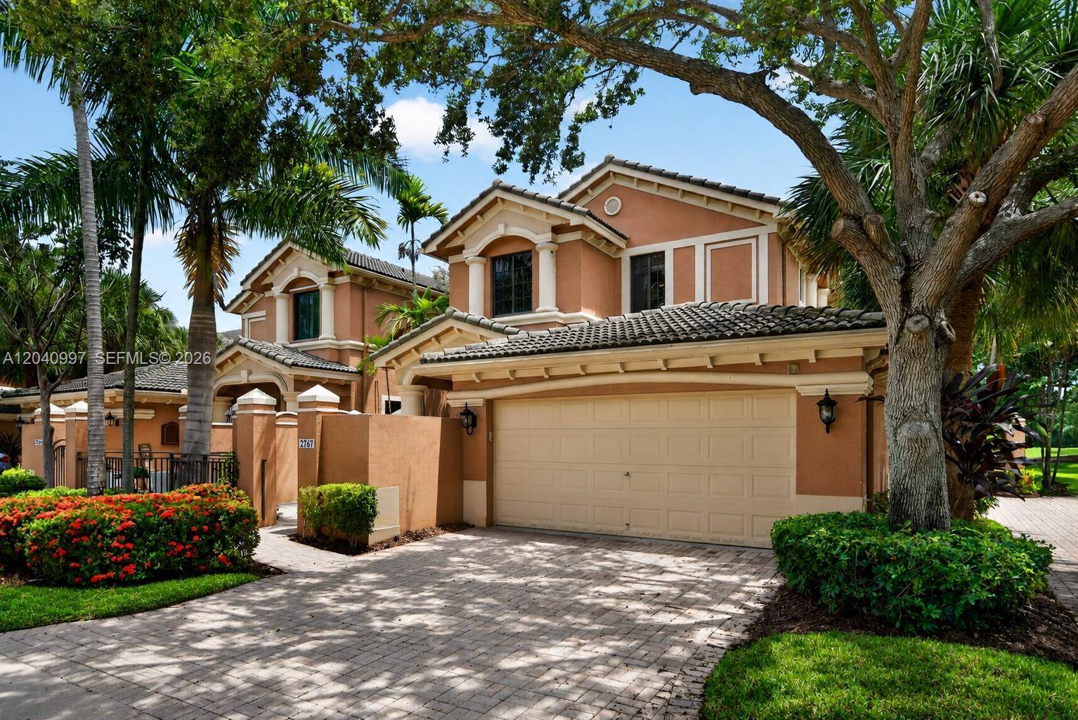 2767 Kinsington CirWeston - LEGENDS AT WESTON HILLS condo unit 8-4 - picture