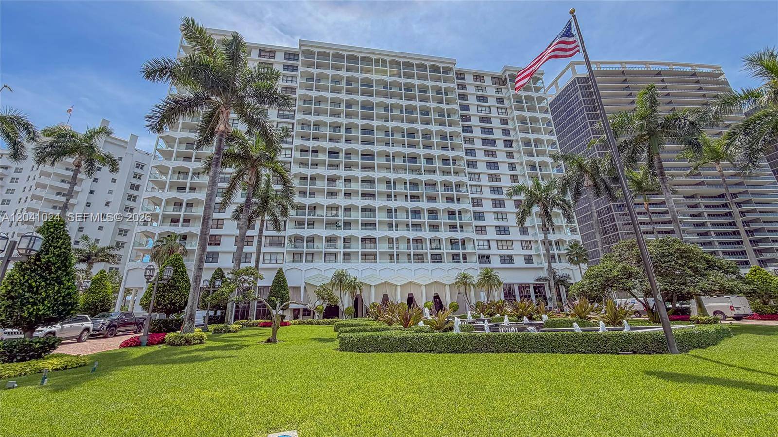 9801 Collins AveBal Harbour - Condo/Co-Op/Annual,Condo condo unit 3U - picture