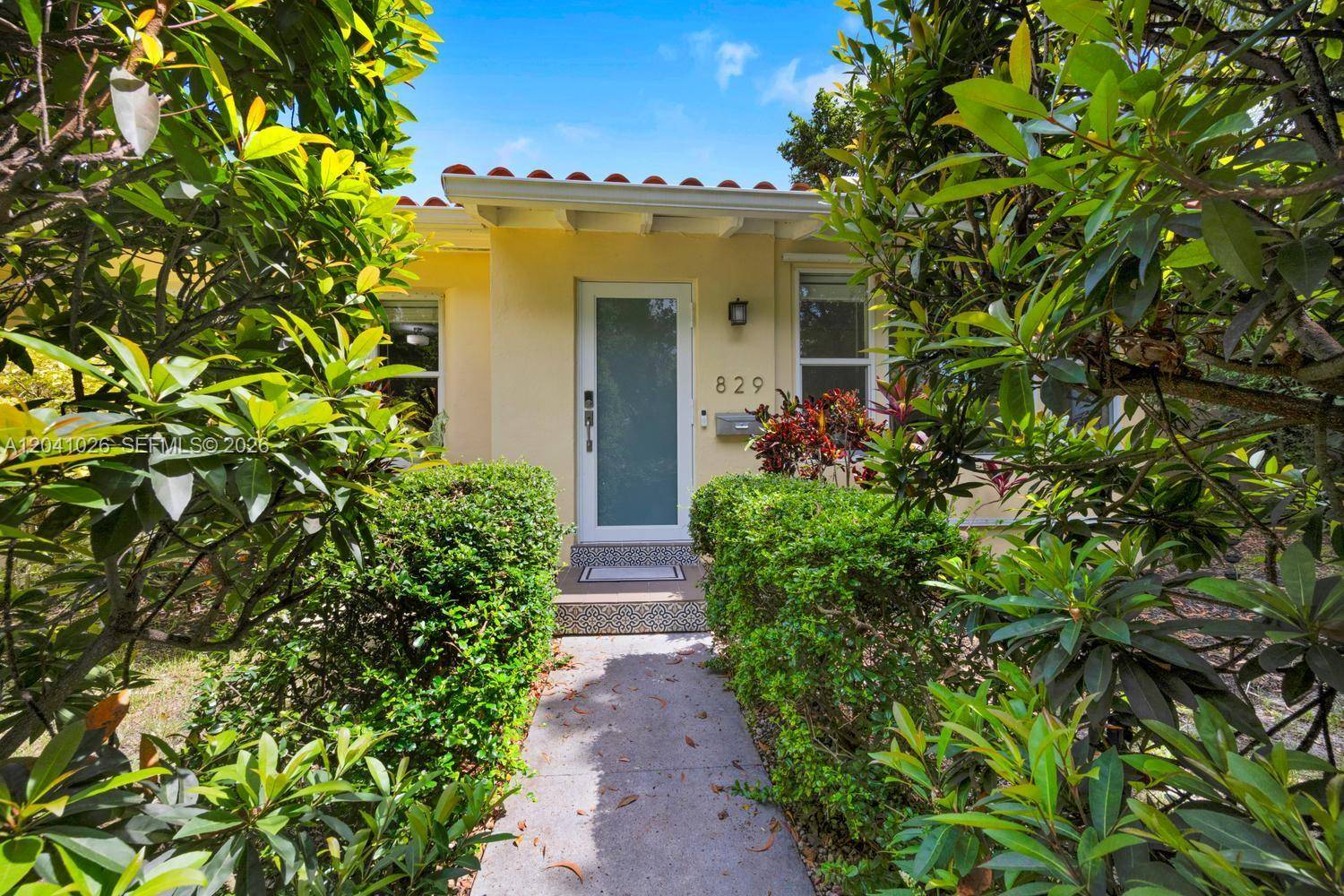829 Medina AveCoral Gables - picture