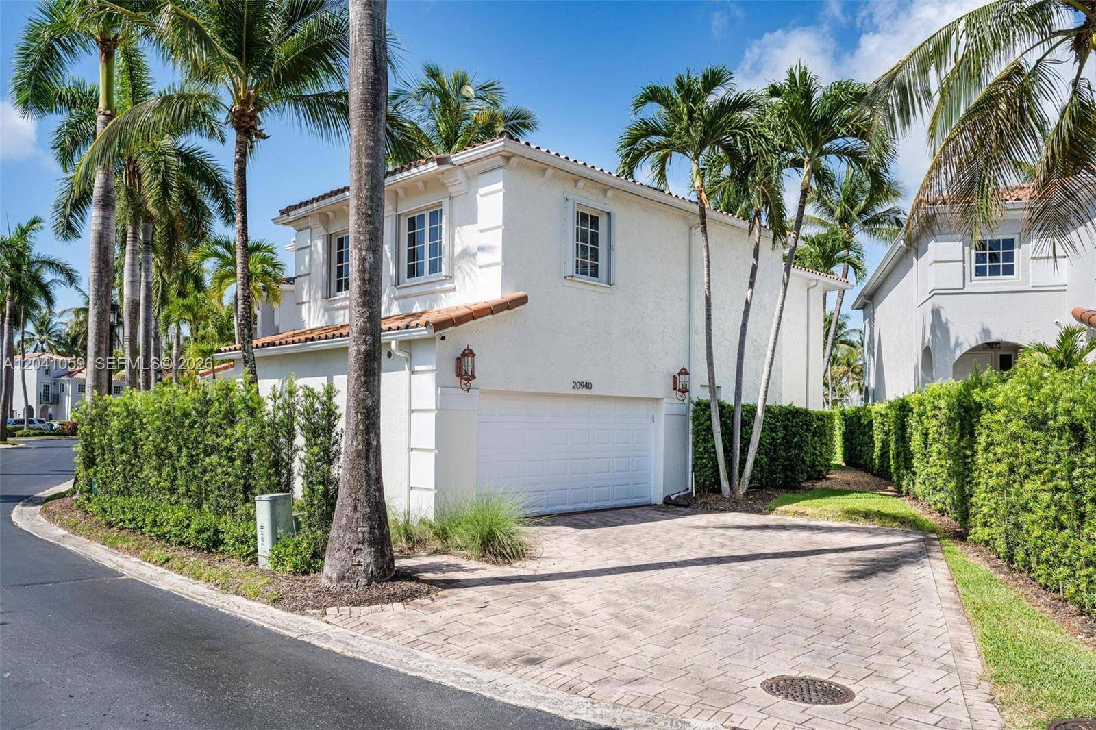 20940 NE 31st PlAventura - picture