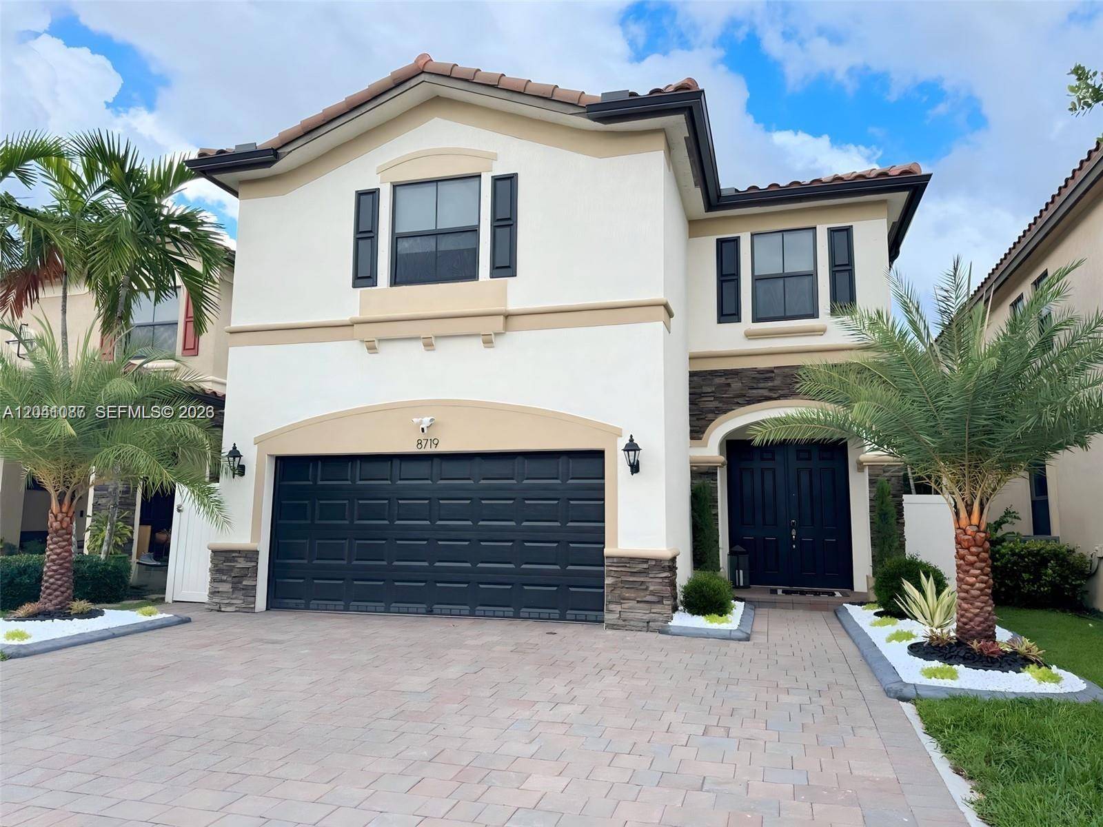 8719 W 33rd AveHialeah - picture
