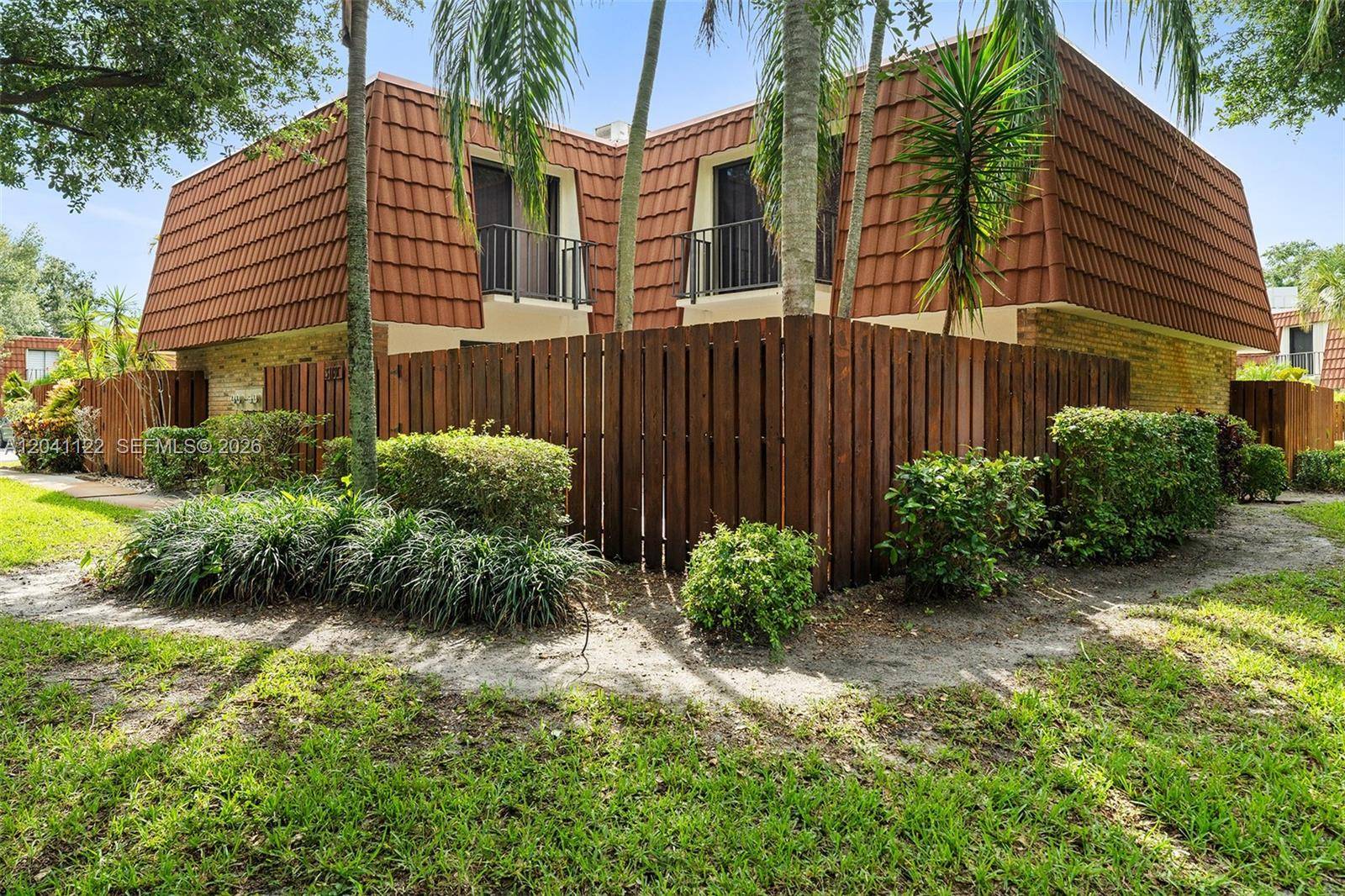 3118 Spanish Wells DrDelray Beach - SPANISH WELLS CONDO I condo unit 15-C - picture
