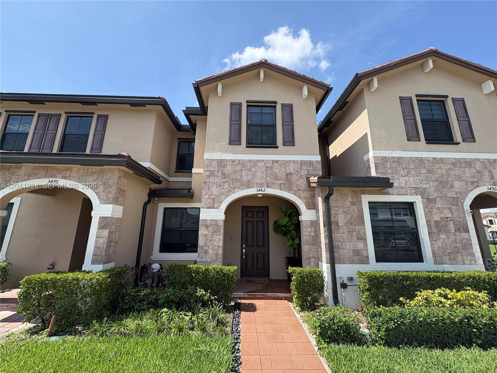 3482 W 114th TerHialeah - picture