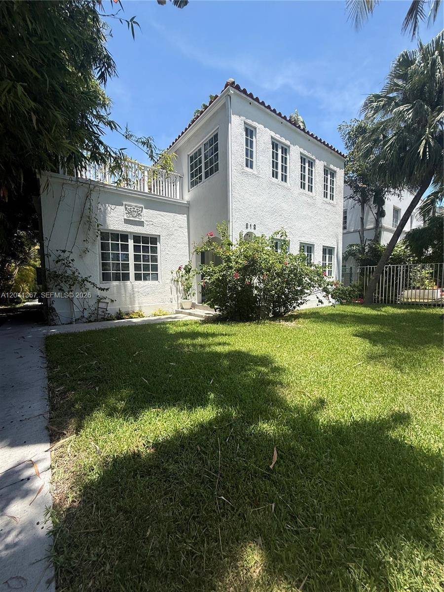 912 Euclid AveMiami Beach - picture