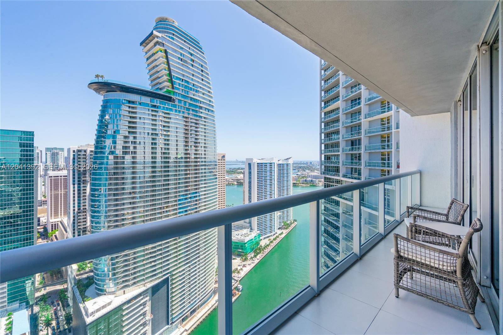 475 BRICKELL AVEMiami - ICONBRICKELL CONDO NO 1,ICONBRICKELL CONDO N condo unit 4715 - picture