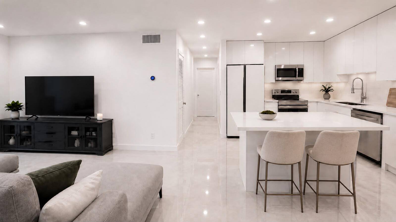 6249 Bay ClubFort Lauderdale - BAY COLONY CLUB CONDO condo unit 3 - picture
