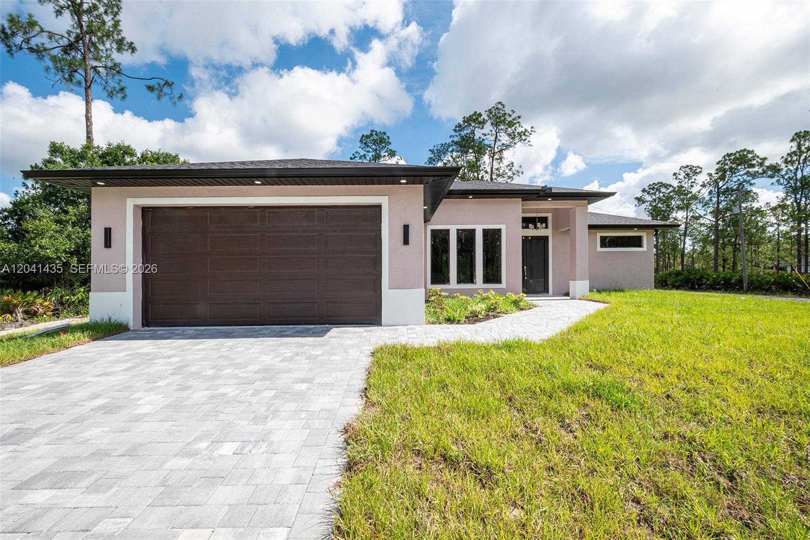 3207 E 10th STLehigh Acres - picture