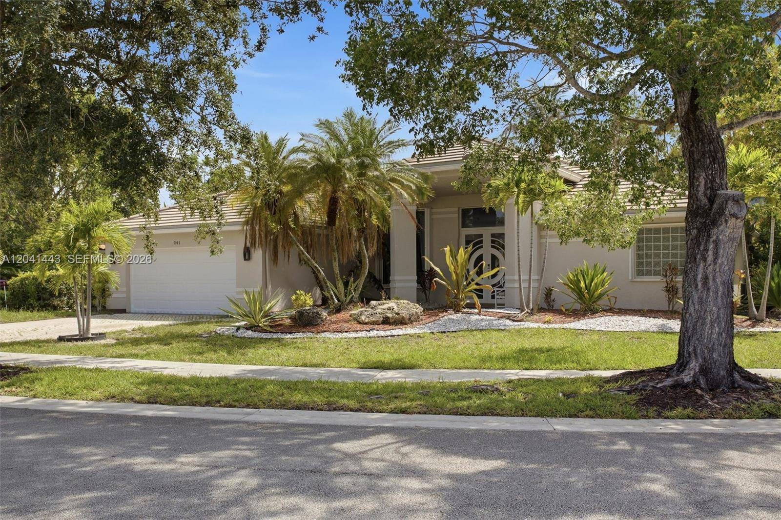 241 Fairmont WayWeston - picture