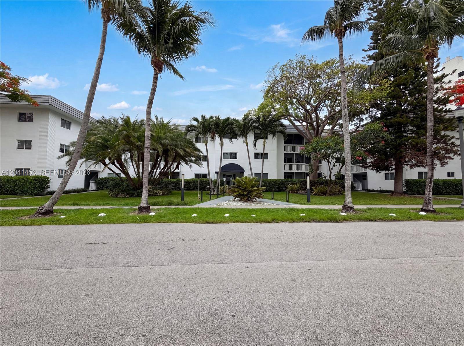 200 Galen DrKey Biscayne - GALEN DRIVE WEST CONDOMIN condo unit 202 - picture