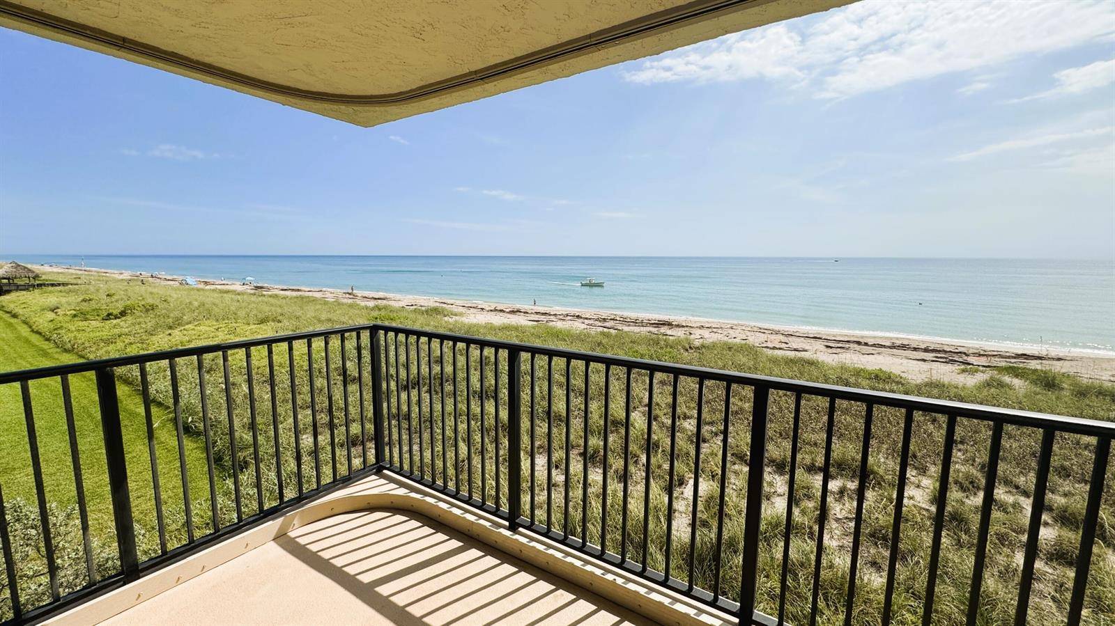 10310 S OceanJensen Beach - OCEANRISE CONDOMINIUM condo unit 301 - picture
